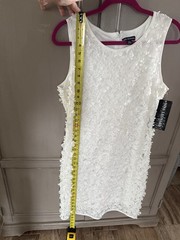 Nina Leonard White Appliqué Flower dress Size Large