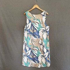 CHICO’S Women’s Size 3 US XL Bold Floral Hi-Low Hem Midi Sleeveless Dress
