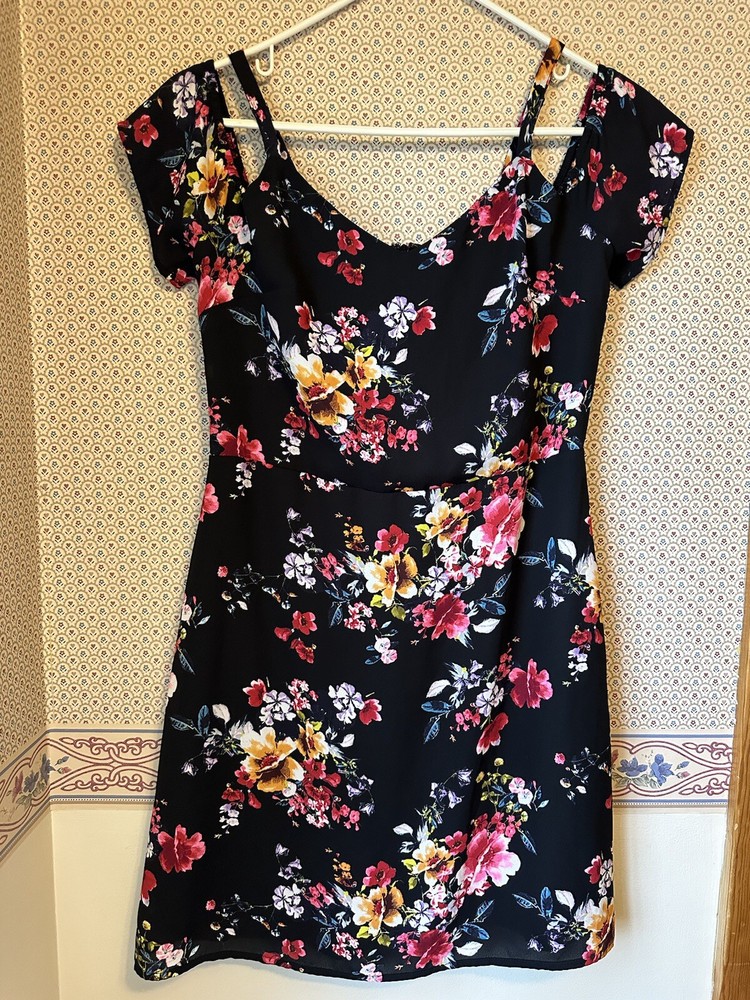 Express Womens Dress Size 8 Black Pink Floral Midi Cold Shoulder Sleeve Strap