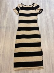 Hug Striped Black and Cream Maxi Dress with Short Sleeves