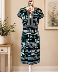 BCBGMAXAZRIA Women’s Medium Geometric Print Faux Wrap Stretch Dress Blue Green M