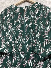 ALEXIA ADMOR Green Palm Dania Surplice Draped Sleeve Dress Sz 4 EUC MSRP $245