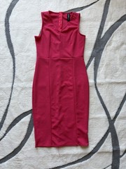 Agnes & Dora Women&rsquo;s Pink Solid V-Neck Sleeveless Knee Length Sheath Dress M