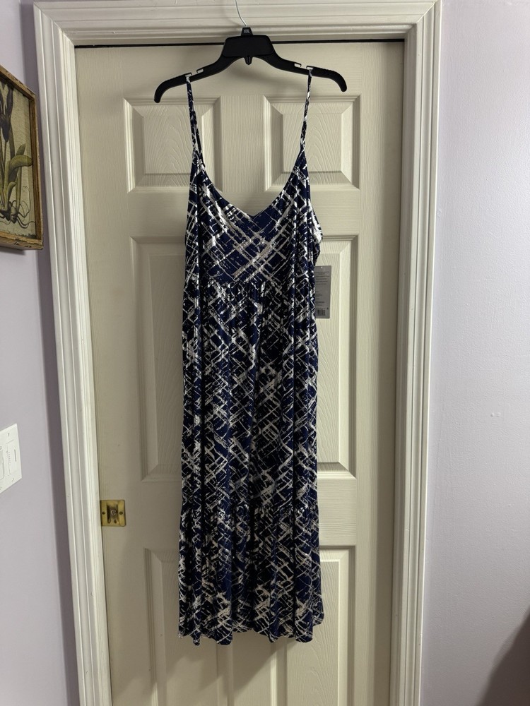 Plus size 2X Navy & Silver Foil Patterned Spaghetti Strap Maxi Dress brand new