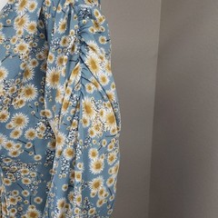 Sheer Summer Dress with pretty daisy pattern size Large