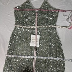 NWT $300 BEAUUT [ 10 ] V Neck Embellished Sequin Beaded Gown Sage Green J2032