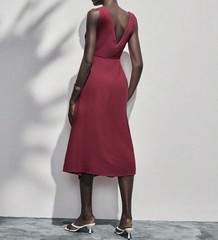 Red Solid Knit Polyester V-Neck Ruched Ring A-Line Midi Dress Sleeveless M