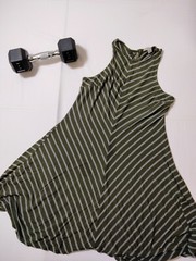 Belle sky Vintage Dress Size Large Stretchy Striped Knee Length Sleeveless Blue