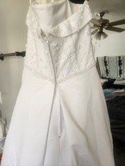 David&rsquo;s bridal Michaelangelo size 16 wedding gown