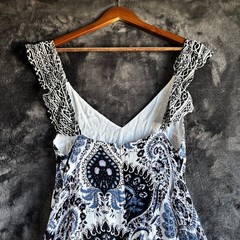 LUCCA Blue White Paisley Ruffle Sleeve V-Neck Maxi Dress Womens Size Medium Boho