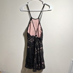 Glamorous Women&rsquo;s Black Pink Lace Overlay Halter Neck Mini Dress Size S