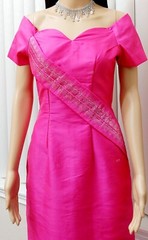 Cambodia (Pa’moung Khmer) Beautiful Woman 100% Silk Hot Pink Dress Size Small