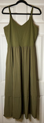Athleta Elation Hybrid V-Neck Maxi Dress Medium Tall Green Built In Bra Tiered