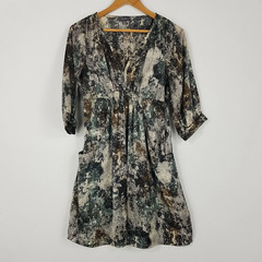 Ojay Womens Size 6 Multi-Coloured Elastic Waist V-Neck Dress 3/4 Sleeves