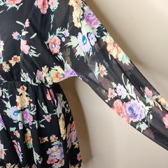Wayf Floral Chiffon Dress Size Small Womens Long Sheer Sleeve Elastic Waist