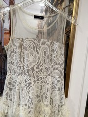 Exquisite short wedding dress / cocktail dress w. romantic frills – Truly Unique