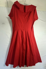WEDTREND SHORT SLEEVED RED DRESS-COLLAR & WHITE BUTTONS-SIZE LARGE-PRE OWNED