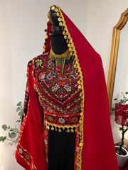 Palestinian Henna Thobe