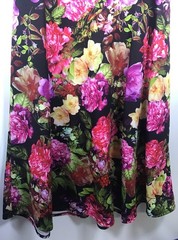 Slinky Brand Woman&rsquo;s Sleeveless Multicolor Floral 1X 2 Piece Dress Set