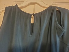 NWT New York & Company Emerald Green Cold Shoulder Long Sleeve Dress Size XL $65