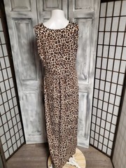 Long Woosea Maxi V neck Dress Sz M Cheetah Print Sleeveless Machine Washable