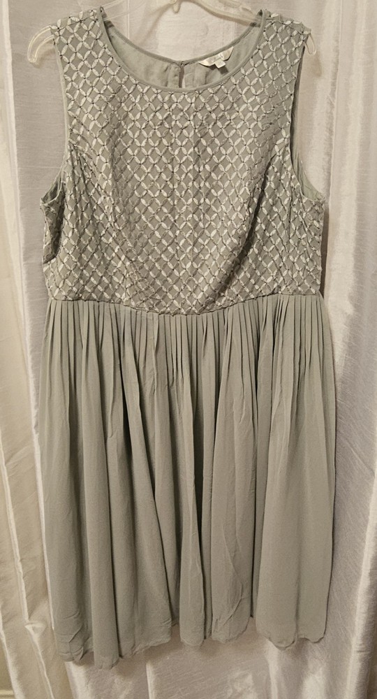 2X Geode Sleeveless Dress Sage Green/Gray Color Modcloth 100% Polyester