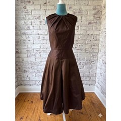 MONIQUE LHUILLIER Open Back Satin Dress Est 12 EUC Brown Old Money black tie