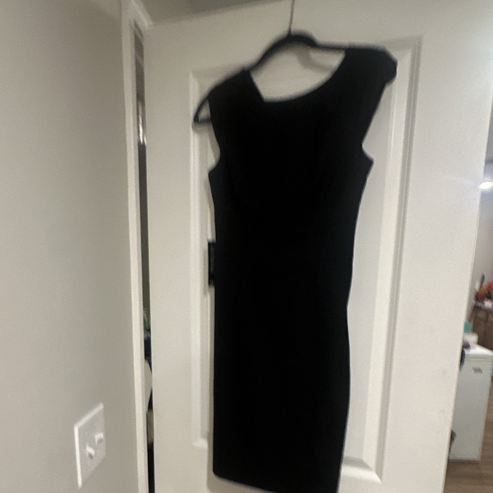 The Limited Black Solid Sleeveless Sheath Dress Knee Length Round Neck Size 0
