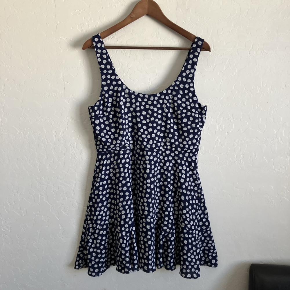 Womens XL Sundress Blue White Floral Sleeveless Empire Waist Lightweight Row A