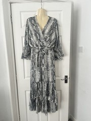 BNWT new look sz 10 ladies high low frill hem snake print midi dress summer