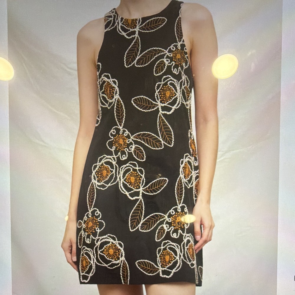 EN CREME Black Multi Sleeveless Shift Dress S Short Floral Embroidered Crew