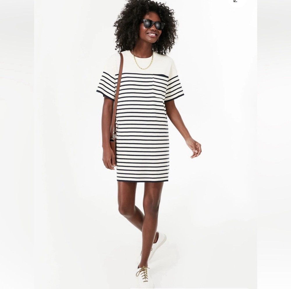 Tuckernuck XXS White/Navy Striped Knit Frenchie T-Shirt Dress Crew Neck Cotton