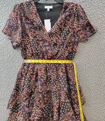 KOKO + MASON Tiered Midi Dress Women&rsquo;s S Brown Multi Flutter Sleeves Pullover~