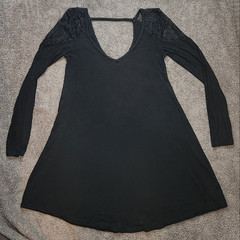 Black American Eagle Outfitters Long Sleeve Dress Lace Shoulders V-Neck Viscose