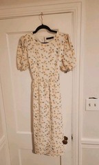 DAZY Yellow and white floral midi dress with puffy sleeves Small