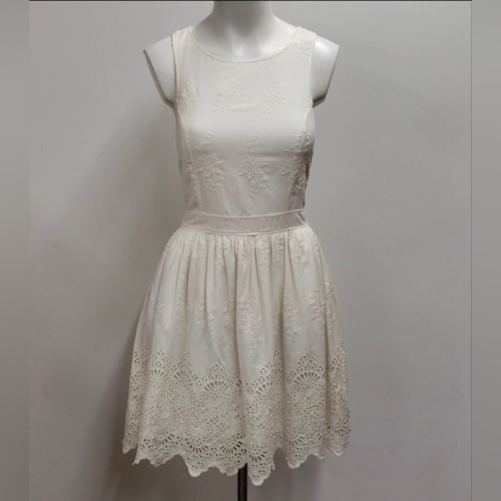 Jack Wills Eyelet Embroidered Fit & Flare Mini Dress Women&rsquo;s Size 4