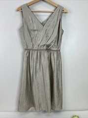 Loft Women&rsquo;s 6 Champagne Shimmer Cocktail V Neck Sleeveless Casual Dress