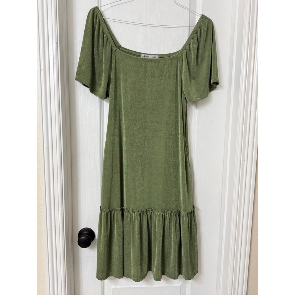 Absolutely famous green flutter sleeve dress square neck tiered ruffle hem L