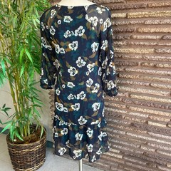 Cabi Pirouette Floating Flowers Dress Style 3460 Size Small