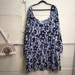 ASOS Uk 20 Black Floral Style Print Square Neck Long Sleeve Casual Travel