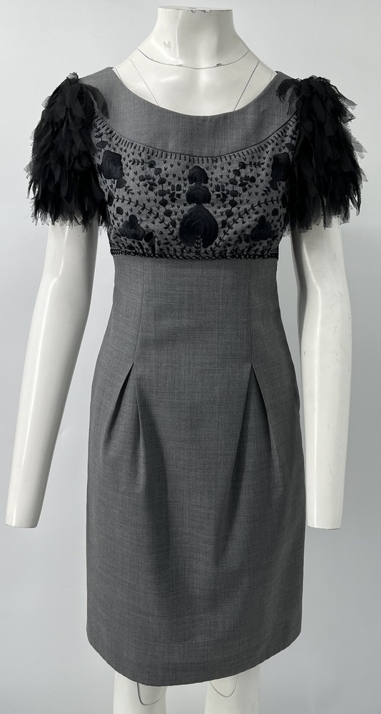 Philosophy di Alberta Ferretti Gray Floral Embriodered Fringe-Sleeve Dress sz 4