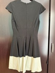 Halston Heritage Fit & Flare V-Neck Cap Sleeve Colorblock Dress Size 2