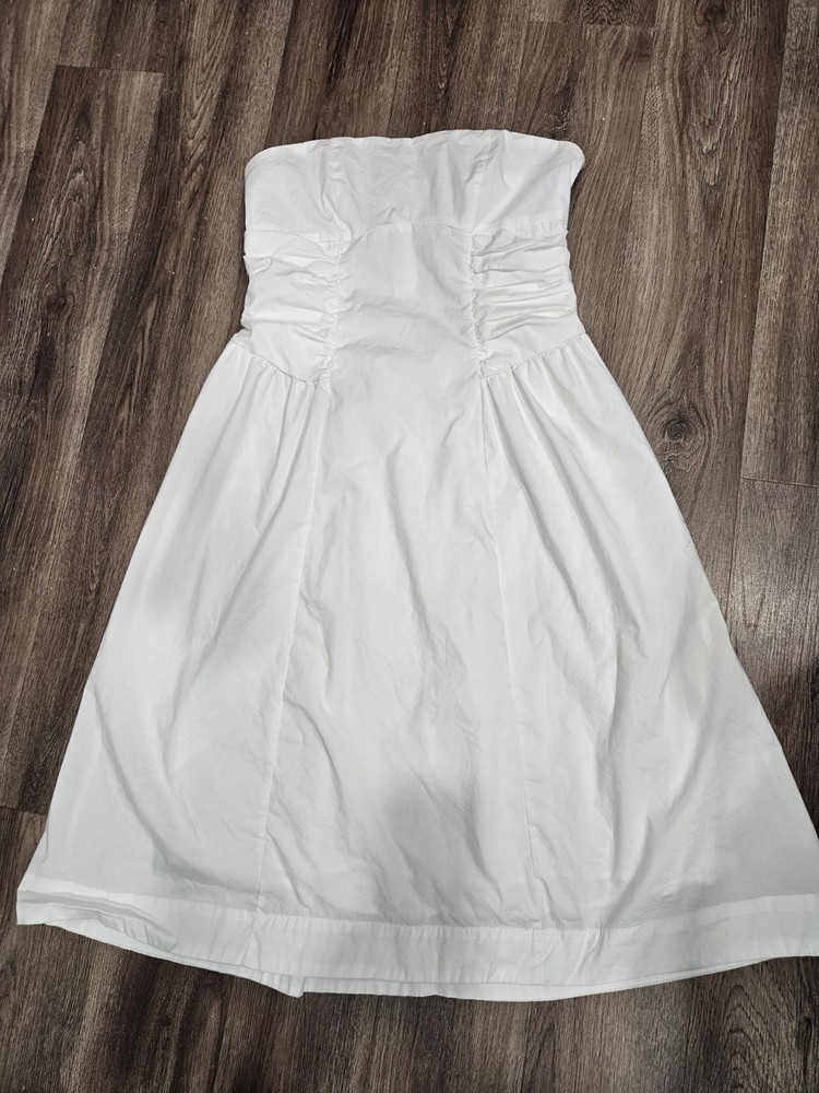 Wild Fable Women&rsquo;s Size M White Solid Woven Strapless Smocked Ruched Knee Dress