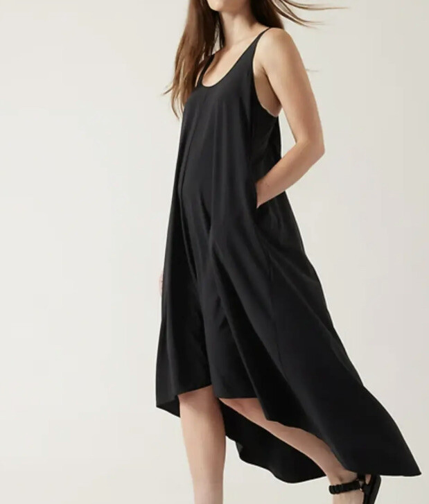 NWT Gorgeous ATHLETA Presidio Black Dress Pockets Sz. Petite Extra Small NEW PXS