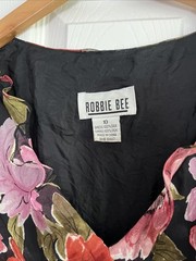 Vintage 100% Silk Robbie Bee Black Floral Dress Size 10 Small / M (measurements)