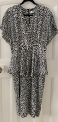 Vintage 80s 90s St Michael M&S black/white Print peplum knee Dress. UK14-16