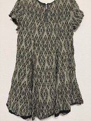 Silence + Noise Girls L Green/Black Geometric Shift Dress Short Sleeve