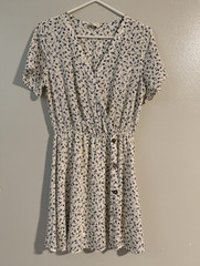 Sienna Sky Women’s White/Blue Floral Mini Dress V-Neck Button Front SS M