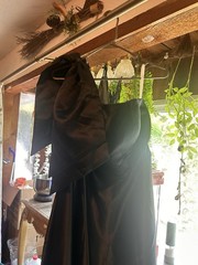 Women’s Black Satin Strapless Bow Accent Long Gown Dress Size 12 Regular