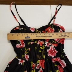 AUW Dress Junior&rsquo;s Medium Floral Spaghetti Straps Ruched Back Pad Cups Black Red